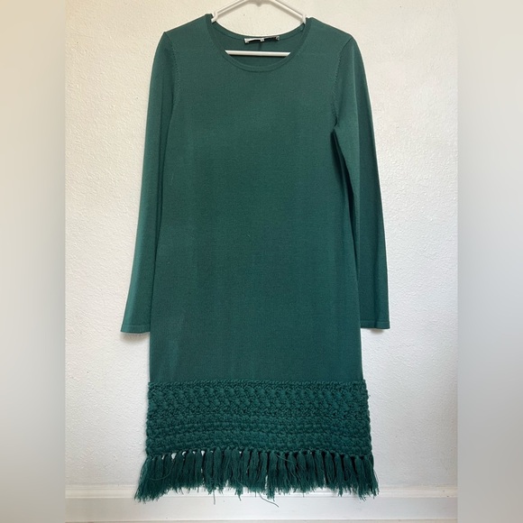 Trina Turk Over Ice Tassel Hem Merino Wool Sweater Dress in Bottle Green. Size M - Picture 8 of 15